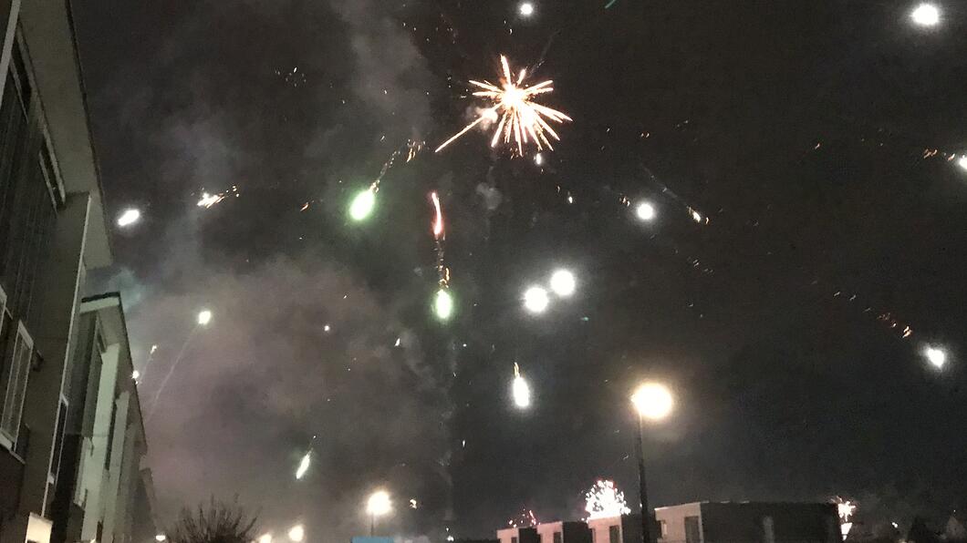 Vuurwerk boven Dronten-West tijdens de jaarwisseling 2018-2019